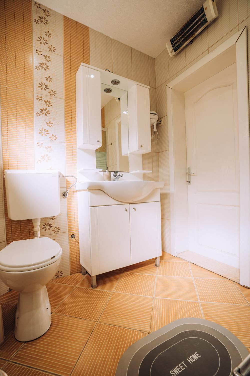 Facilities 5, Villa Risteski