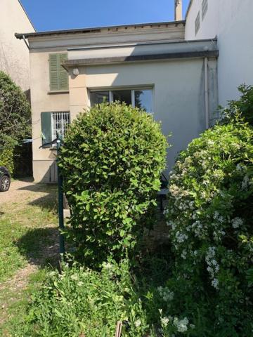 Garden 5, 2 chambres d'hotes chez l'habitant / Maison avec jardin proche Paris, Val-d'Oise