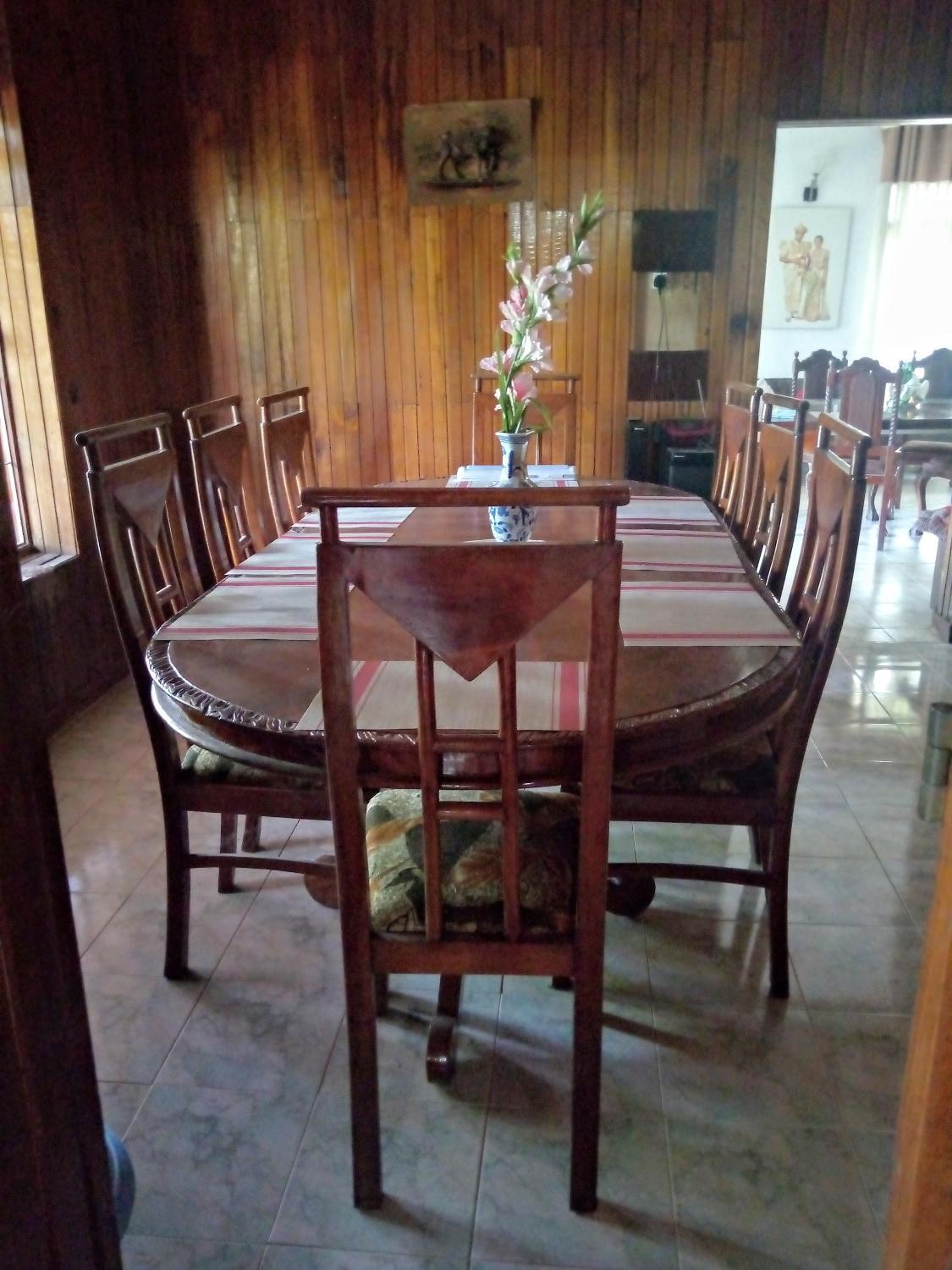2, Maliga Inn Gampola, Udapalatha