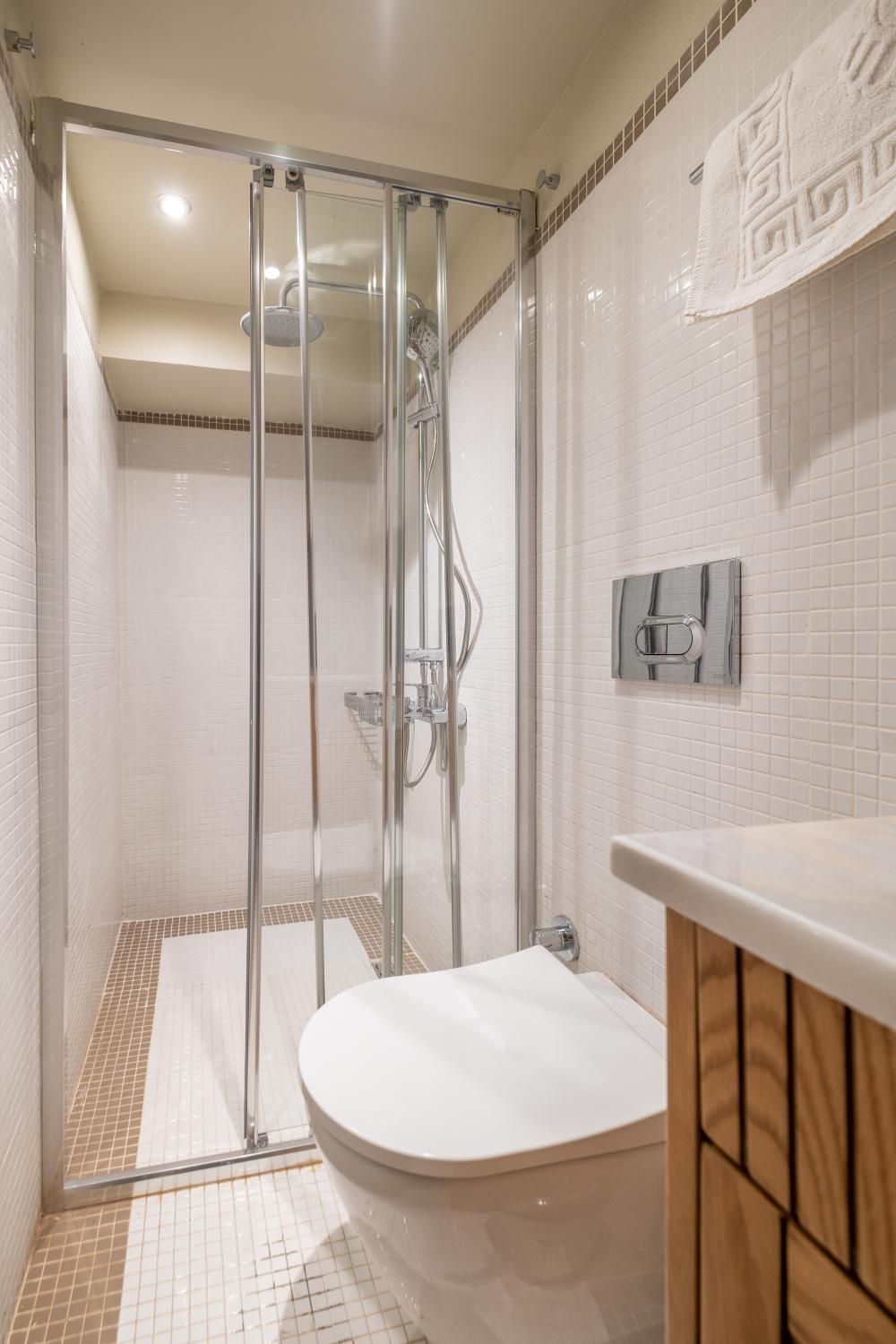 Bathroom 4, Mayer Select Residence, Beyoğlu
