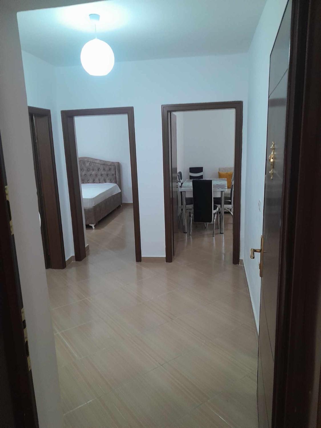 2, Esaj Hotel, Beratit