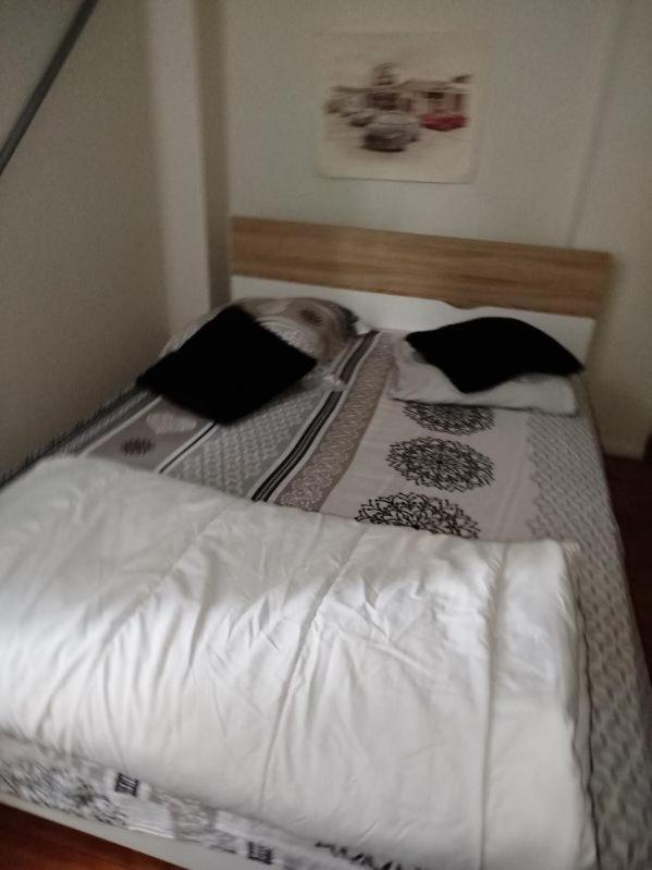 2, Chambre 2 personnes proche circuit 24h, Sarthe