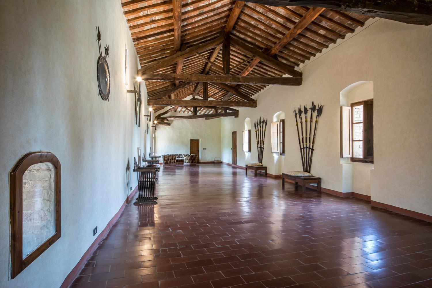 Facilities 5, Appartamenti di Castel Pietraio, Siena