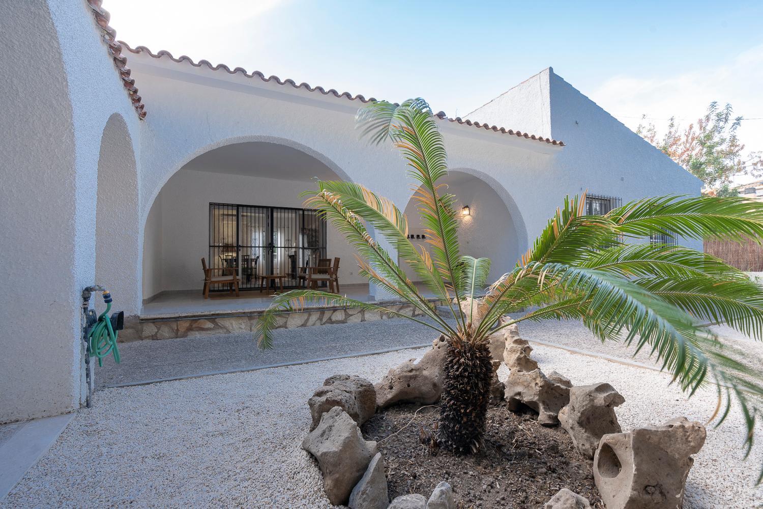 View 4, Villa Alkatur Relax y Confort Jardin y Piscina, Alicante