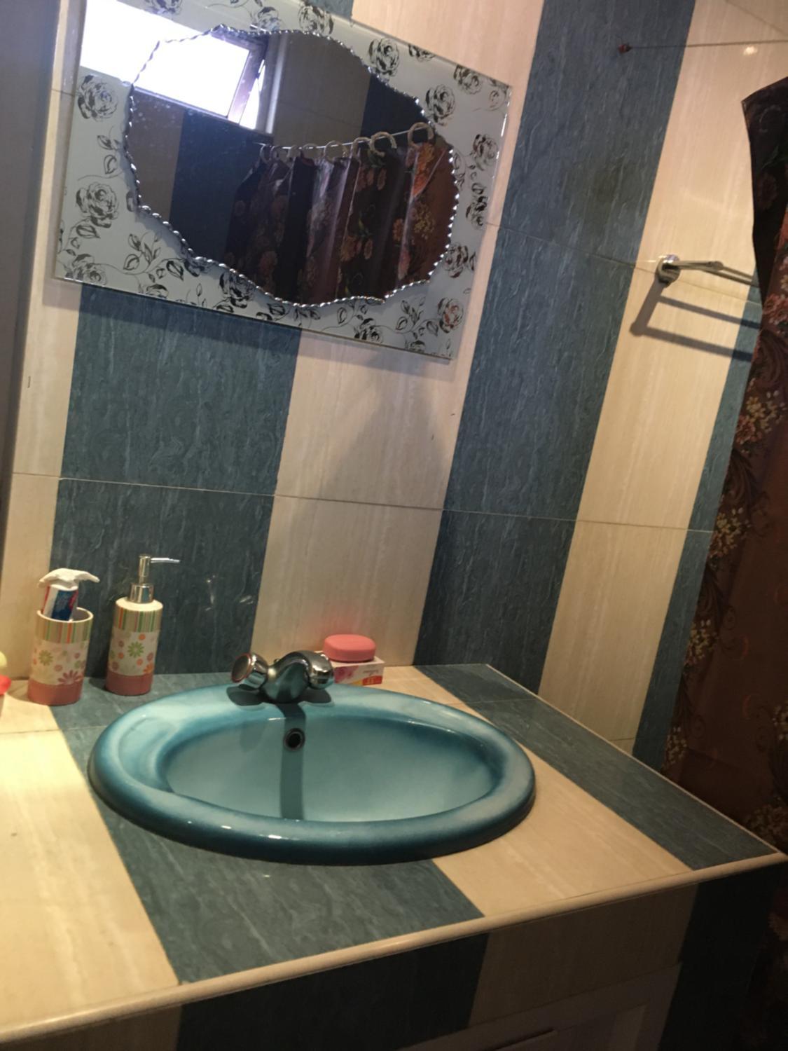 Bathroom 3, Anand Villa Guest House