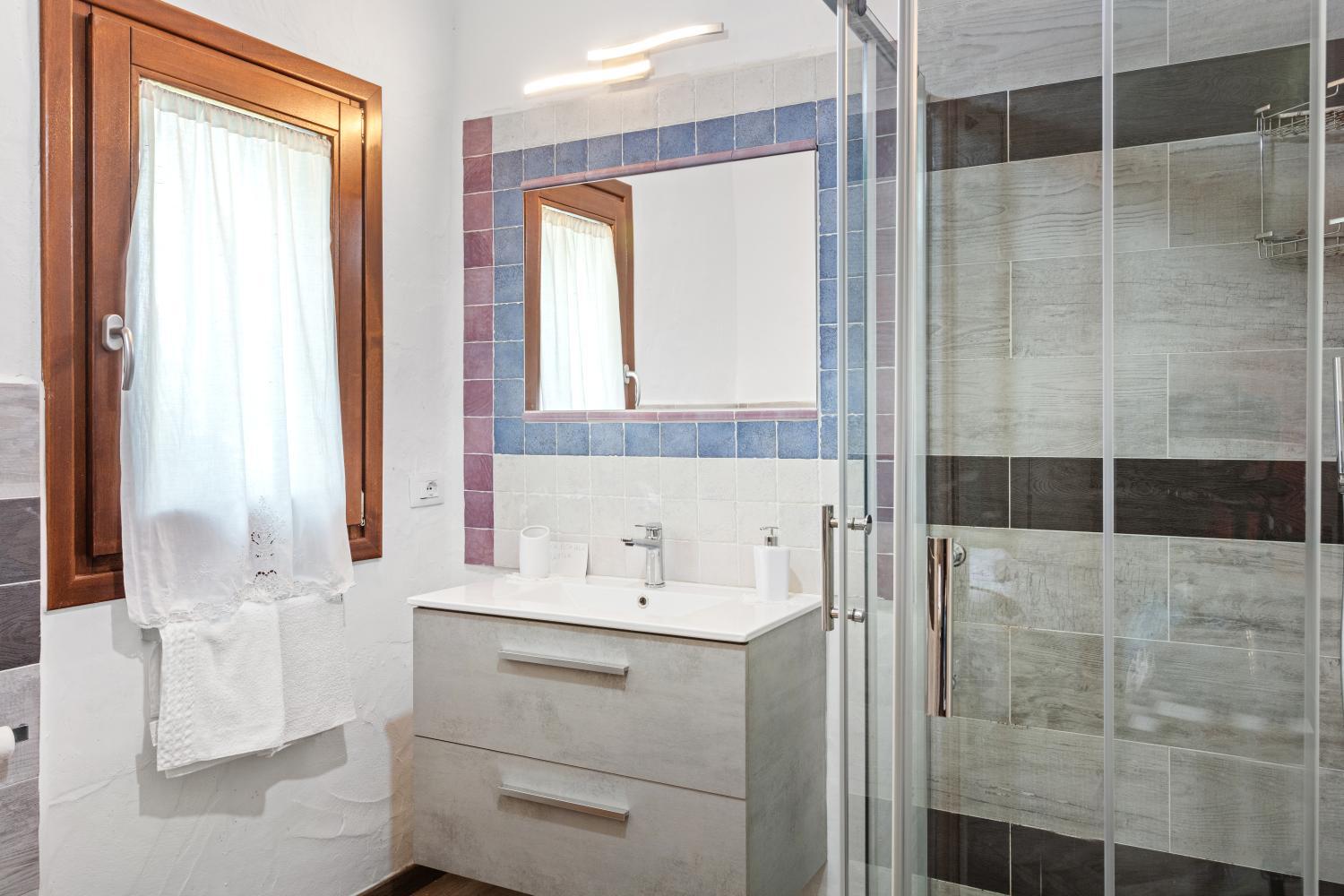 4, Ma'house - Villa Con Jacuzzi & Vista sul mare -, Olbia-Tempio
