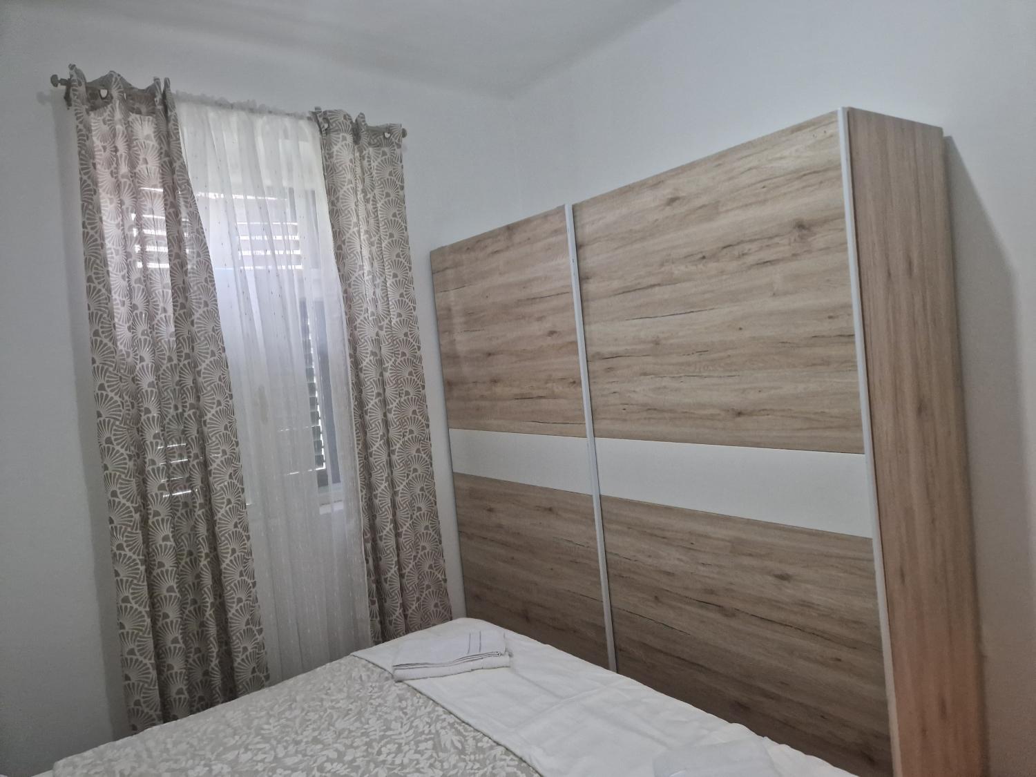 3, Rooms deluxe splatin, Split