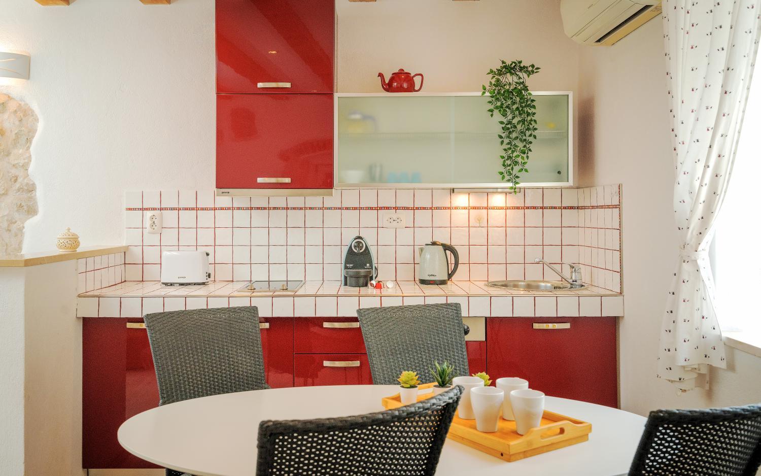 Facilities 2, Stonehouse 22 - Hvar, Hvar