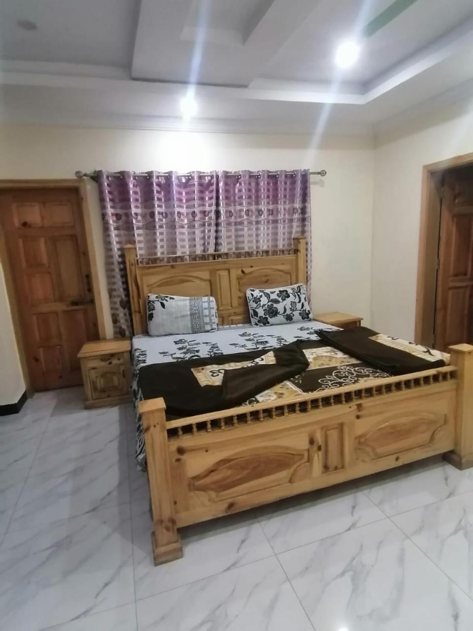 3, Crystal Hotel, Rawalpindi