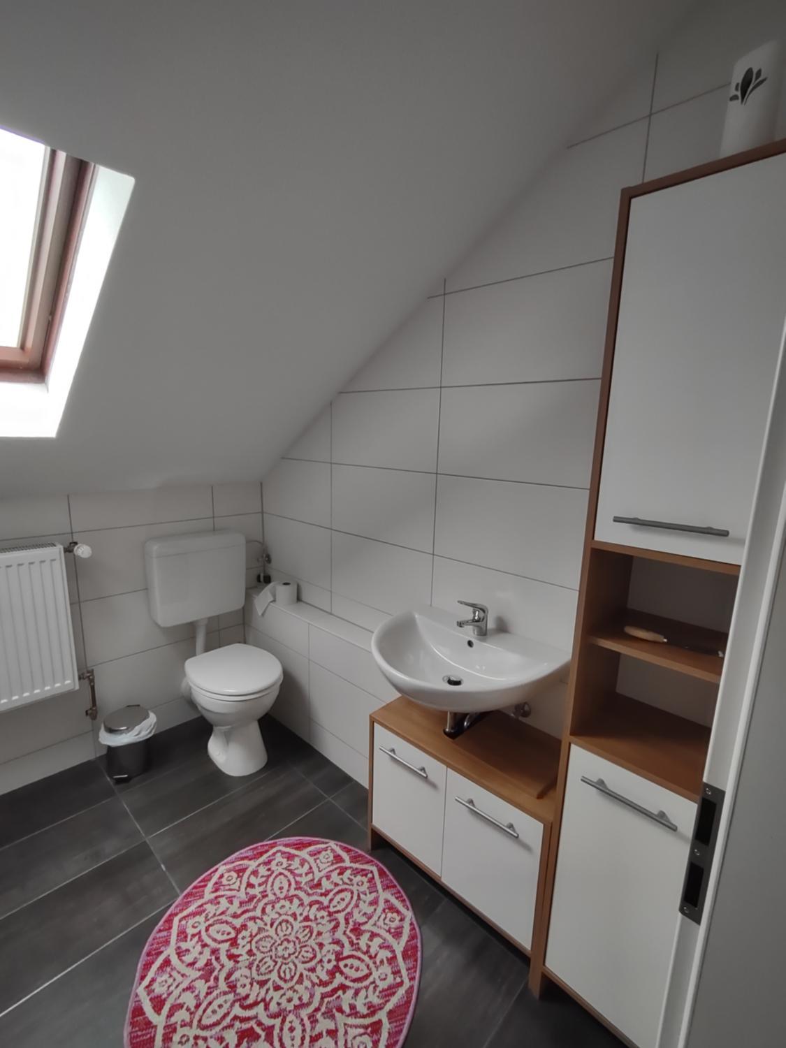 Bathroom, Monteurzimmer in Vellmar mit Kuche und Bad, Kassel