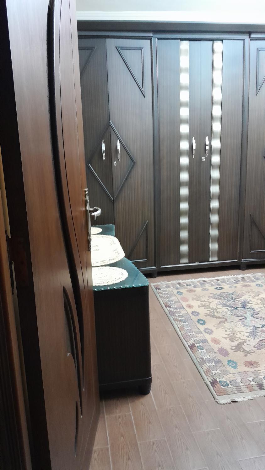 5, roommates, Heliopolis