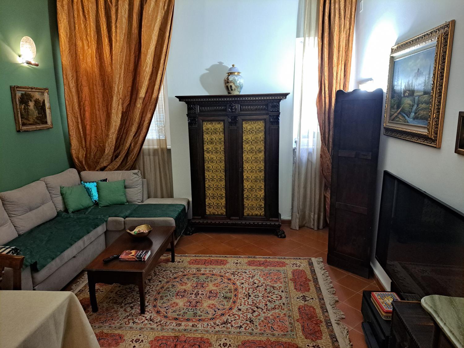 Shared lounge/TV area, Flaminia’ s home, Roma