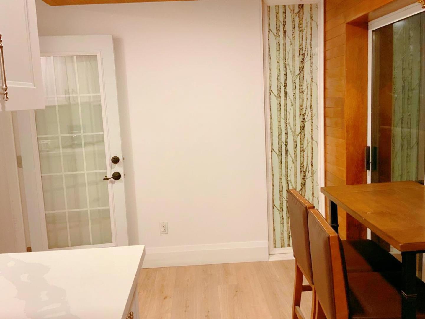 5, Lawrence Garden Guesthouse, Toronto