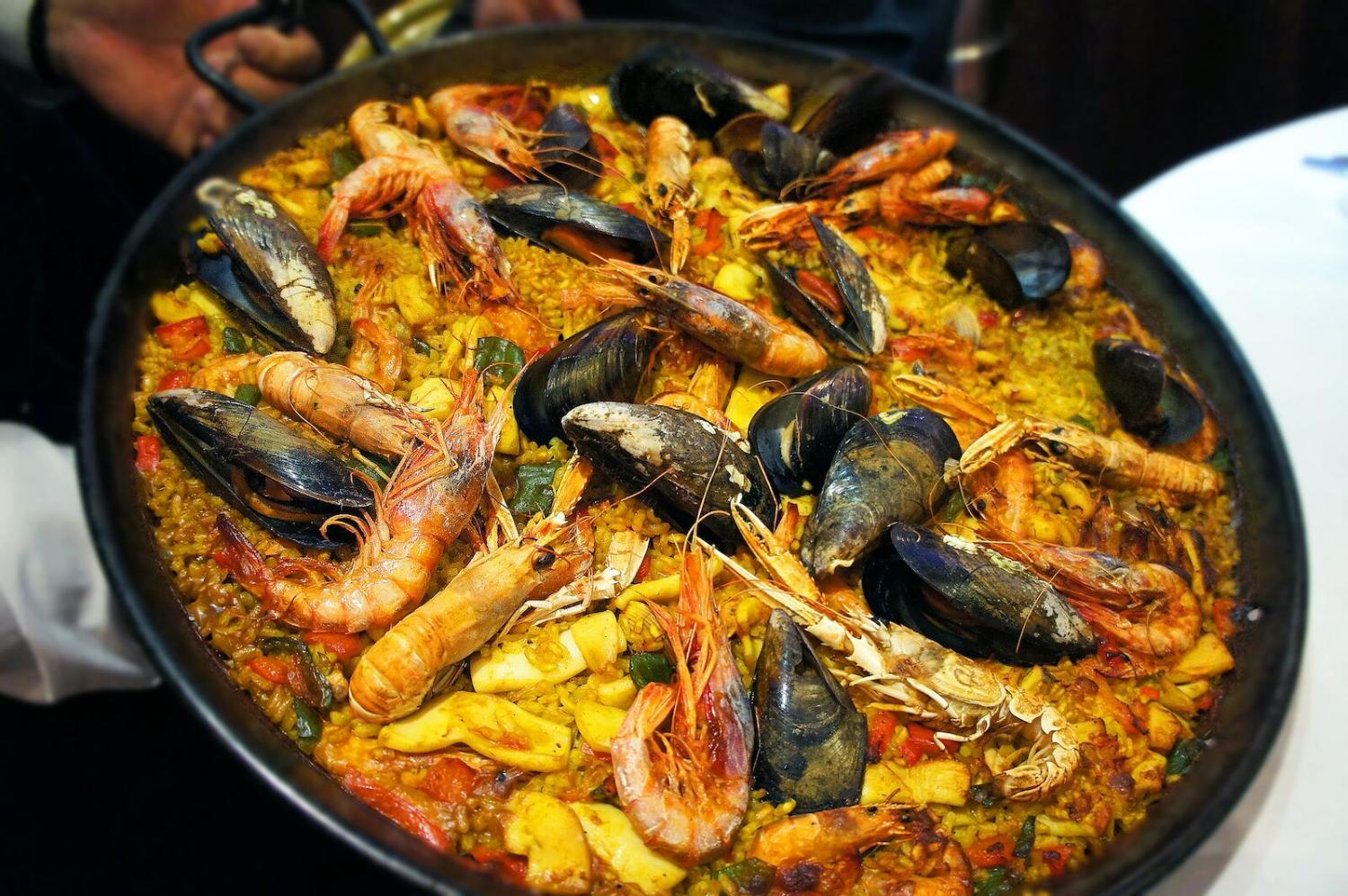 Food and beverages, Rooms near the Beach Cabanyal and Universities, Valencia