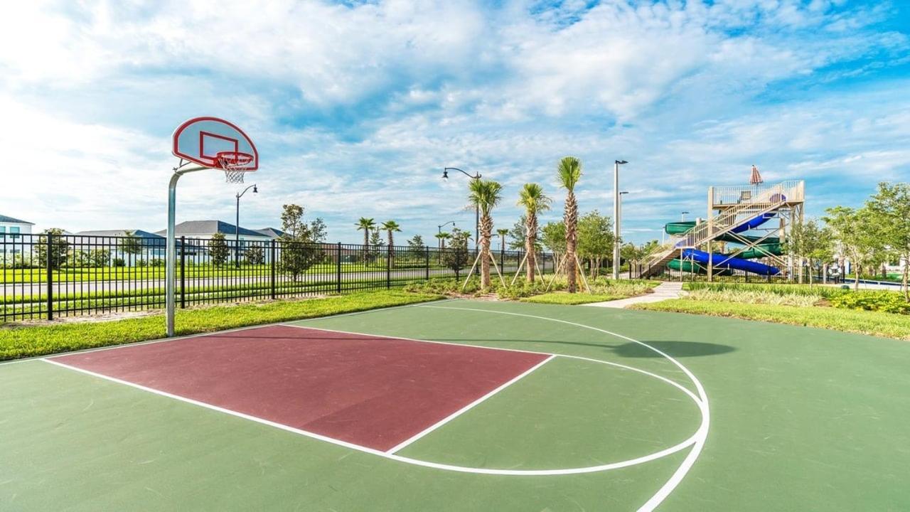 Facilities 4, The Superhero, Osceola
