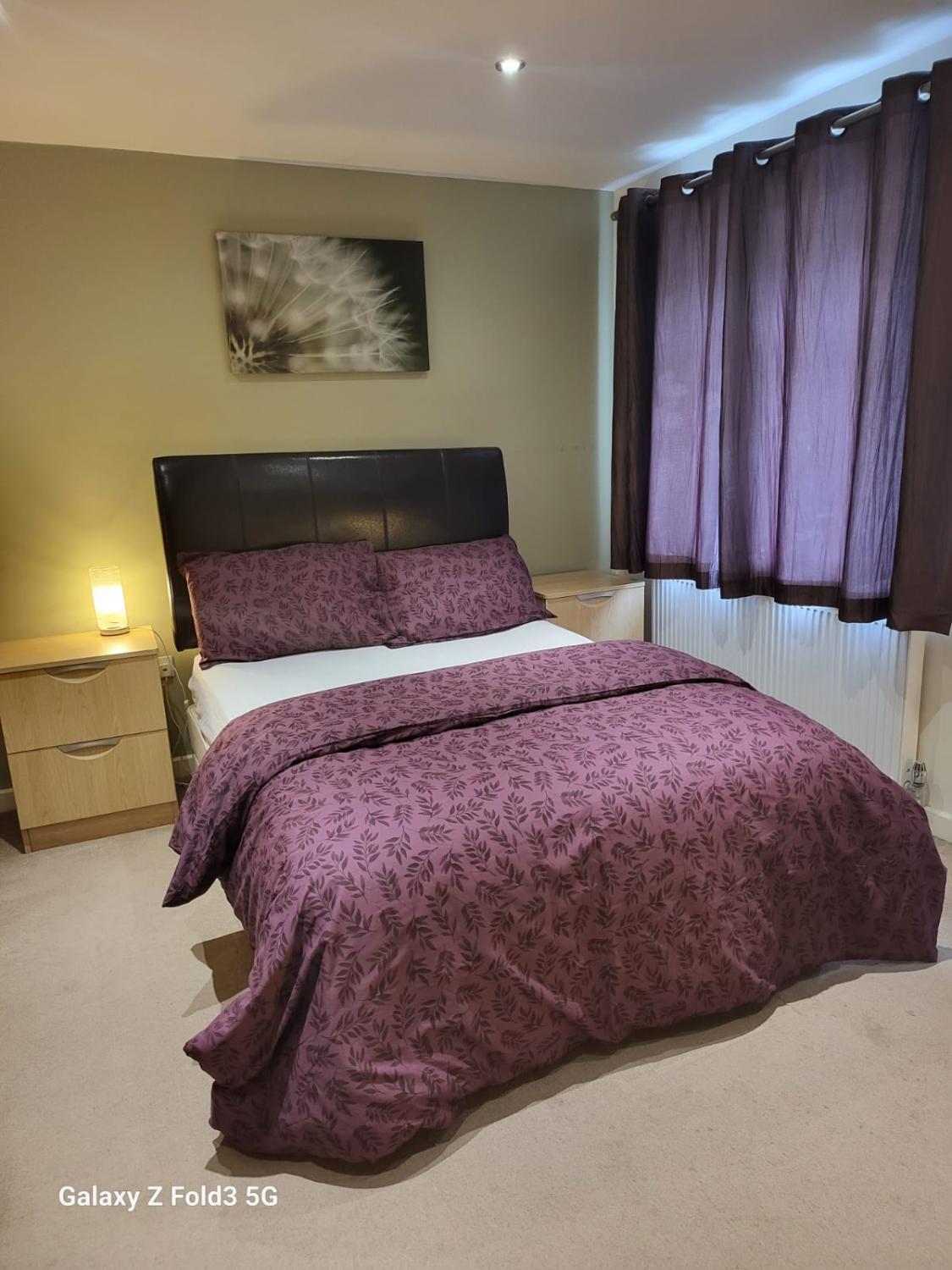 2, Skyview Ensuite, Wolverhampton