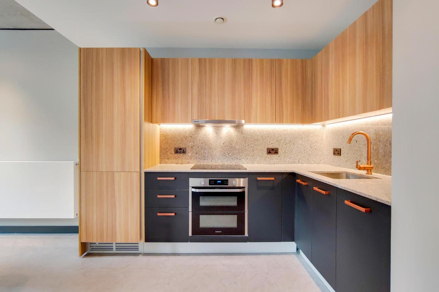 Kitchen 5, Chic and Comfortable Accommodations in London, London