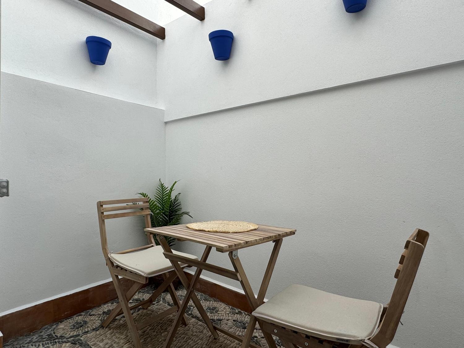 Facilities 4, Balcon de los Patios con PARKING, Córdoba