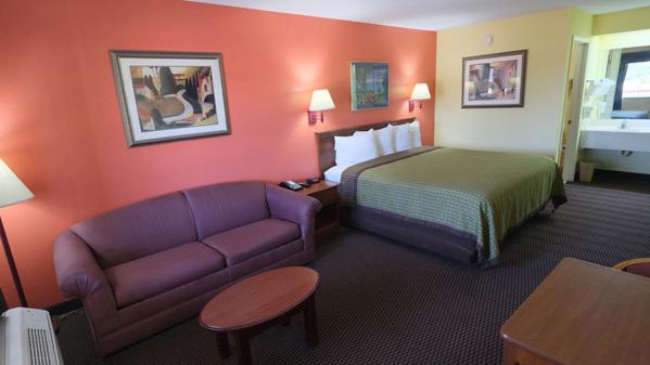 3, Suites inn, Pulaski
