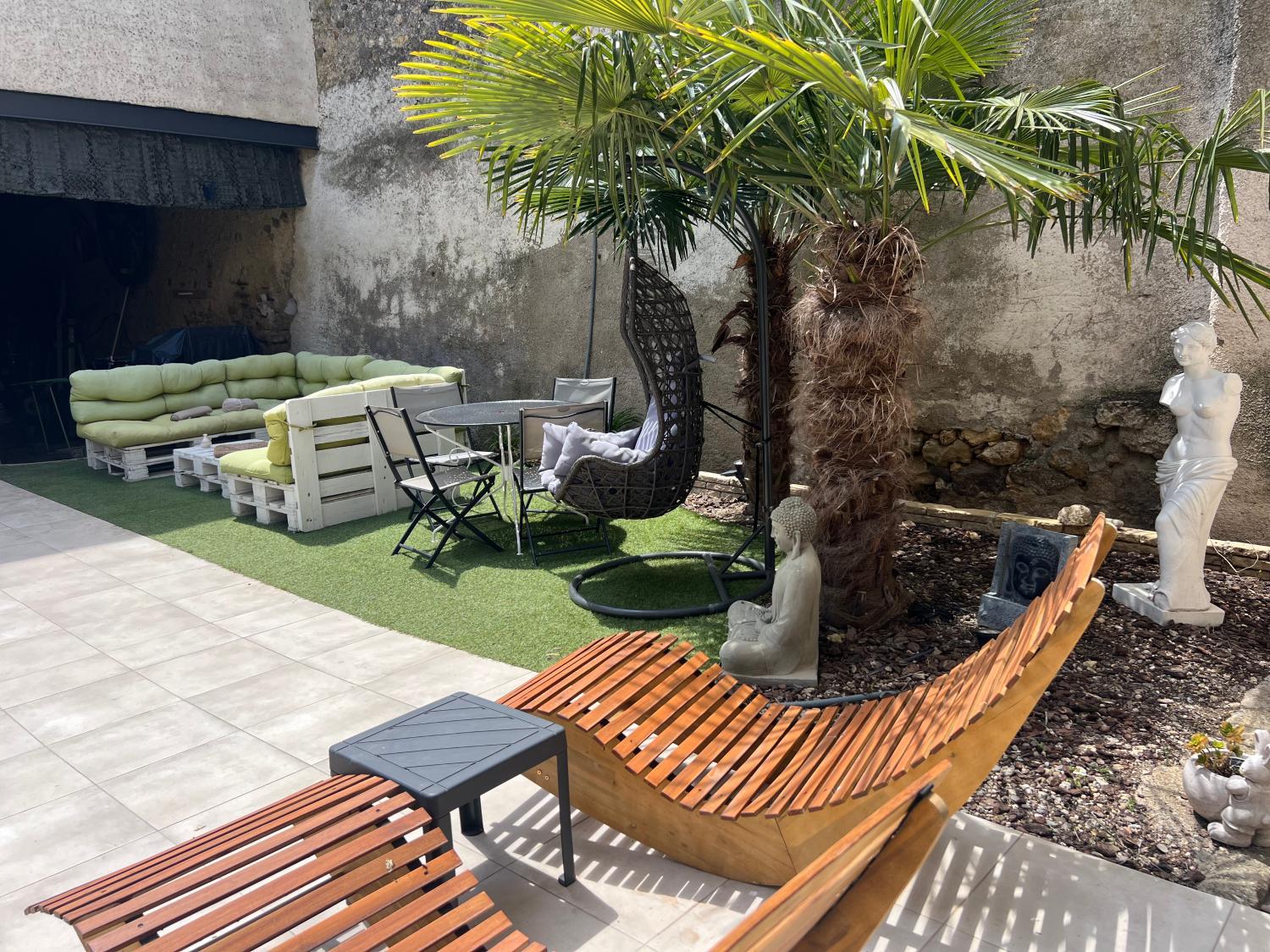 Facilities 3, Domaine la coquillade, Hérault
