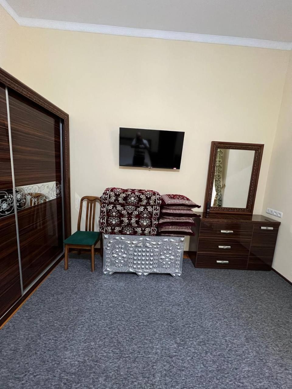 5, Sweet Home, Samarqand