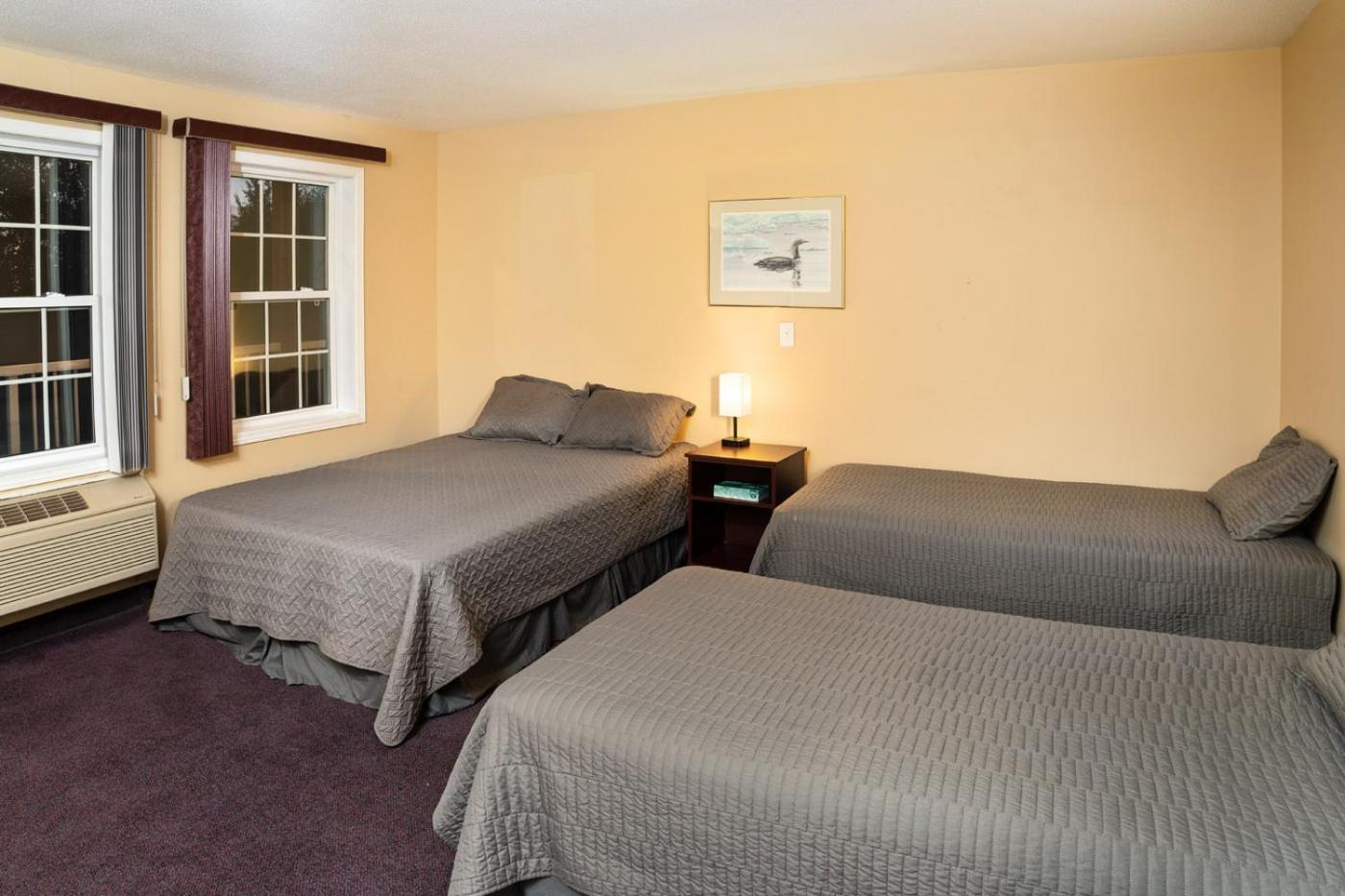 4, Motel Royal Papineau, Les Collines-de-l'Outaouais
