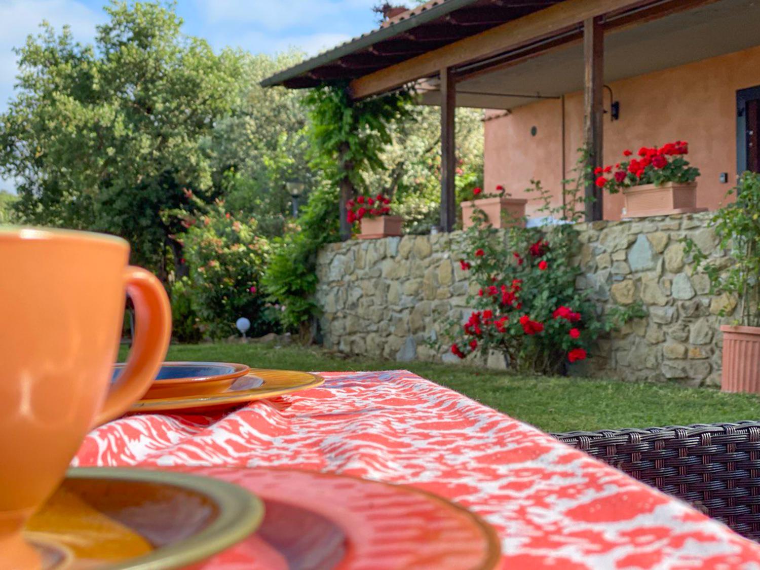 View 2, VILLA DARIA - garden, swimming pool, lake view, Perugia