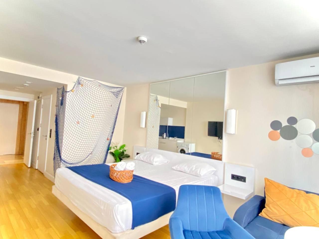 5, ORBI - City Center Apartment, Batumi