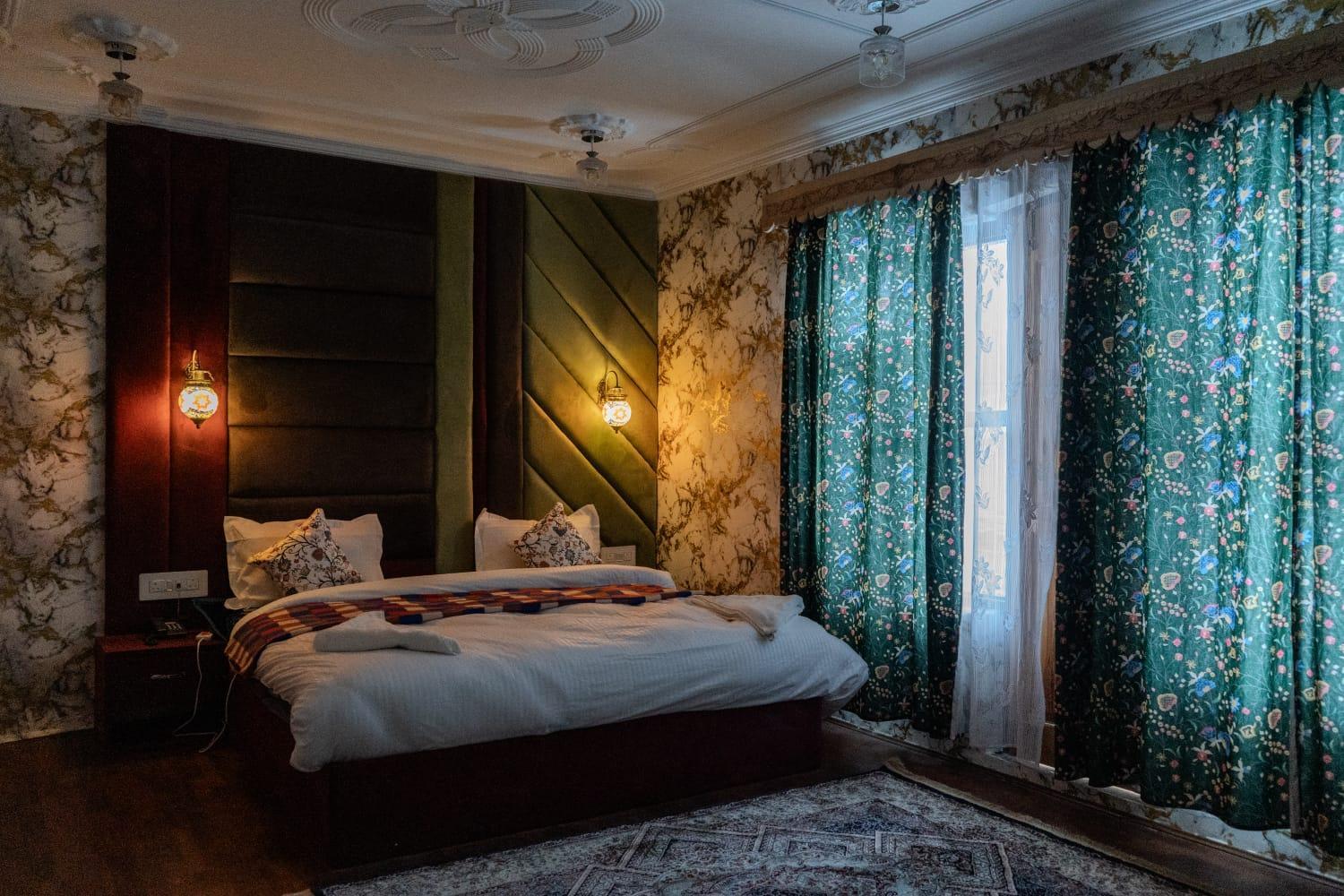 5, Villa 11, Srinagar