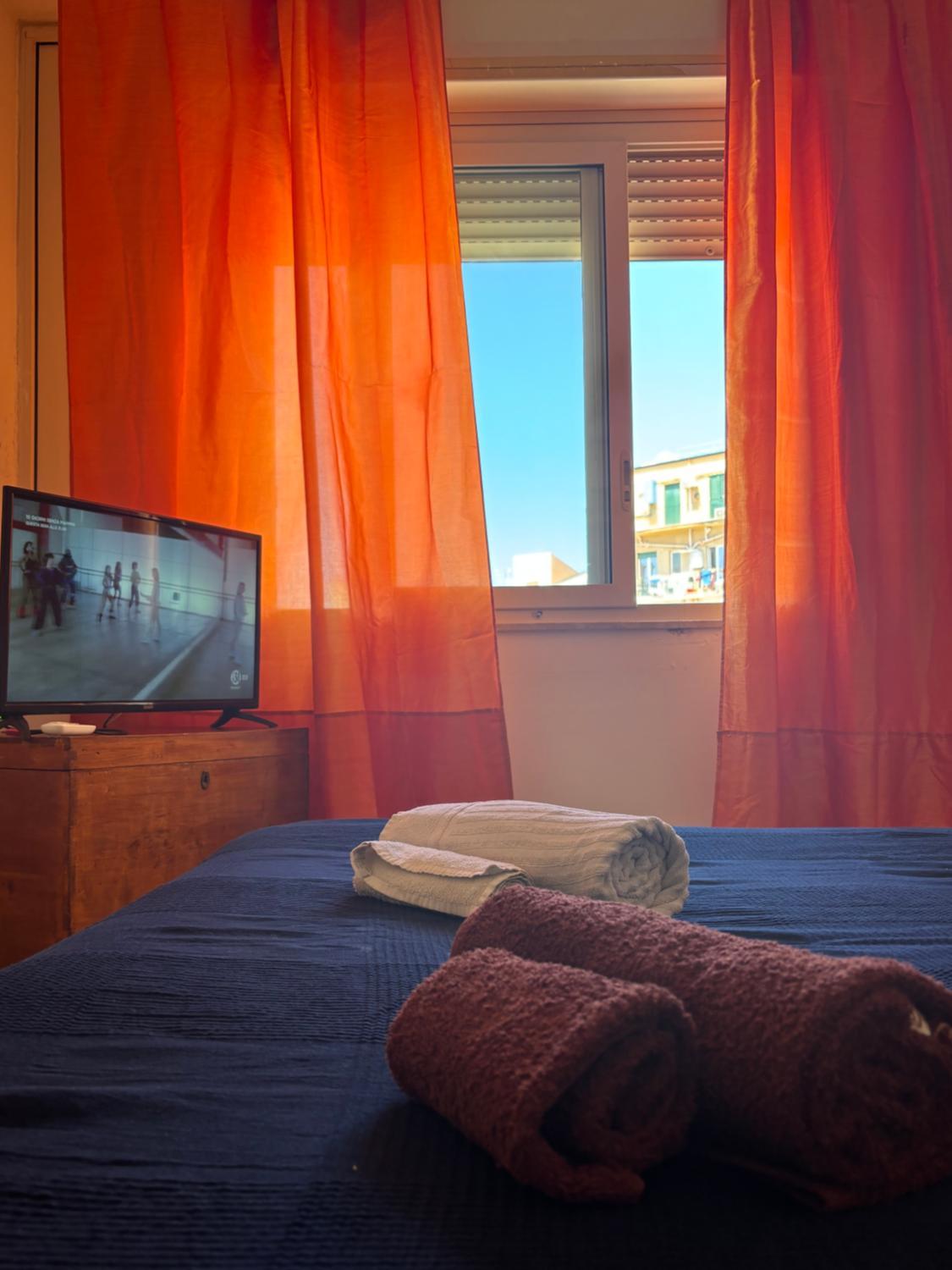 Guestroom, Travelers House, Palermo