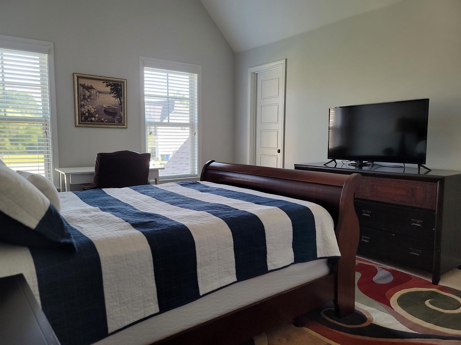 3, Coastal Haven Bed & Breakfast - 10 minutes to Beach & Camp Lejeune!, Onslow