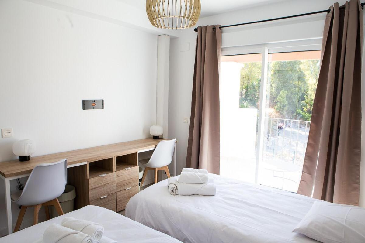 3, Apartamentos modernos cerca de Puerto Banus, Málaga