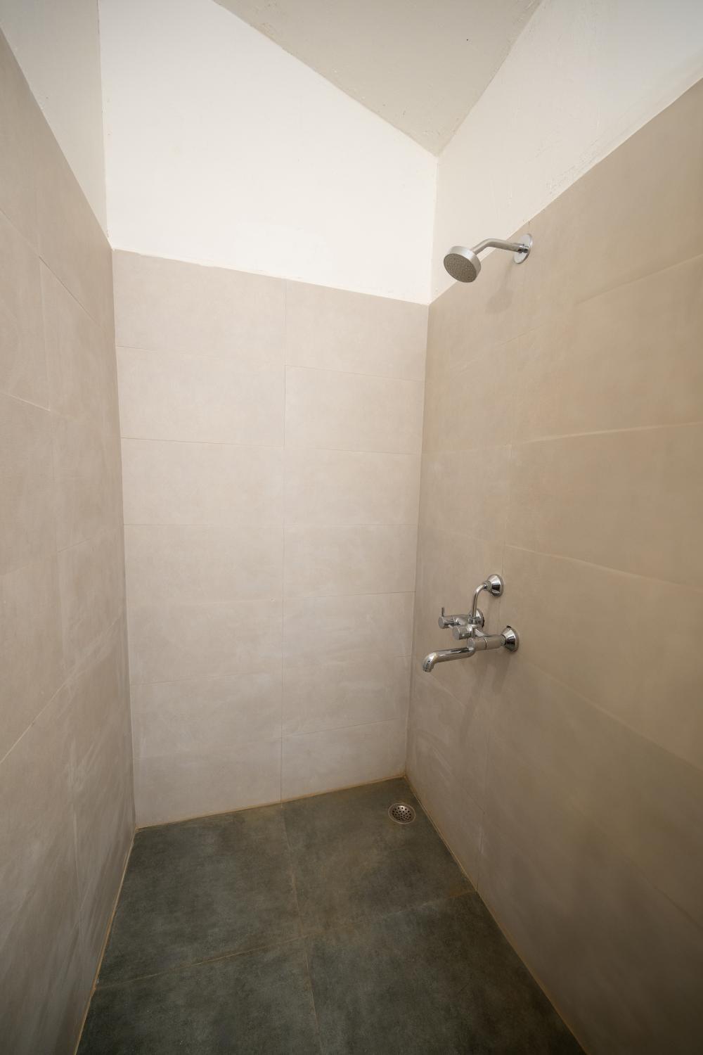 Bathroom 4, Anija Golf and Country Resort Pvt Ltd, Rayagada