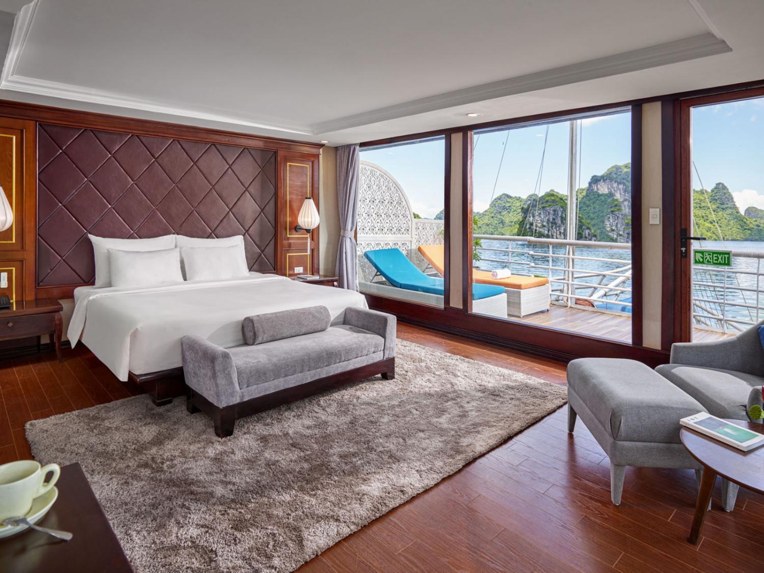 Balcony/terrace 2, Halong Luxury Cruise, Hạ Long