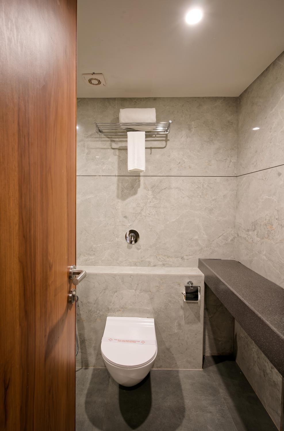 5, Plenteous Inn, Ahmadabad