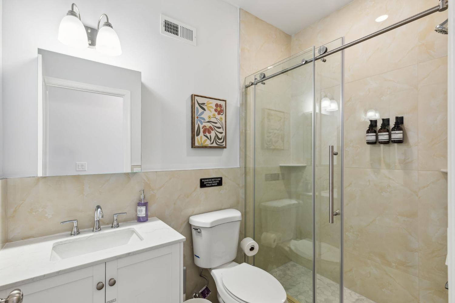 Bathroom 1, Stay at Luna at Convention Center, Philadelphia