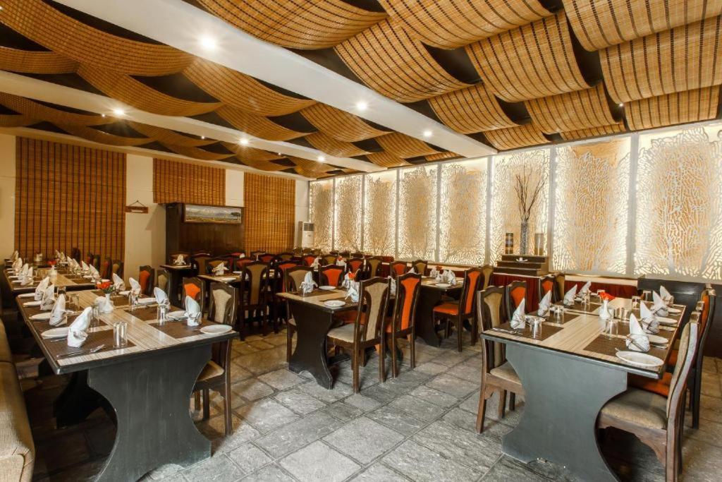 Restaurant 5, The Lakeside Retreat By Best Resort Pokhara, Gandaki