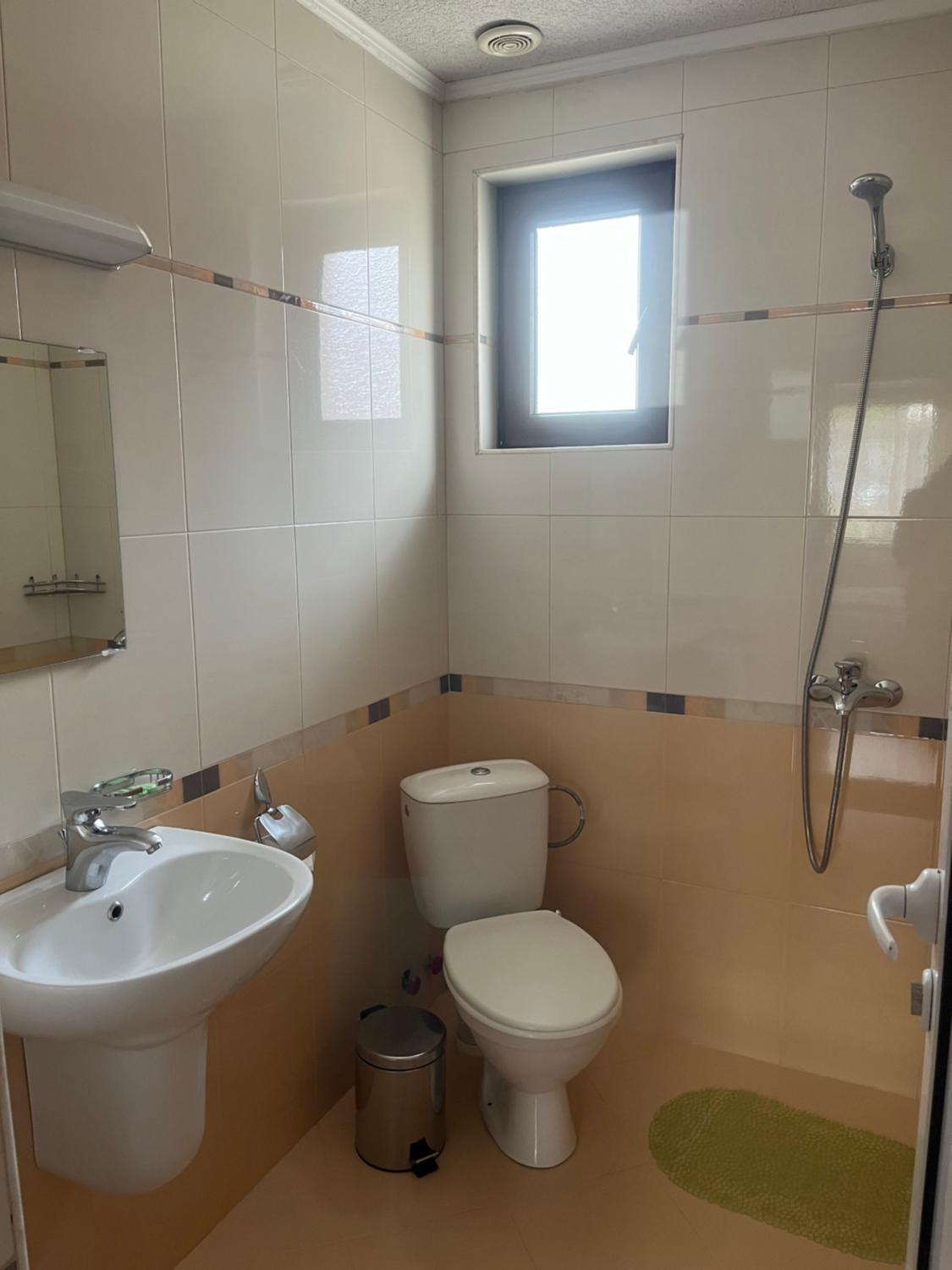 Bathroom 3, Къща за гости Лина, Bansko