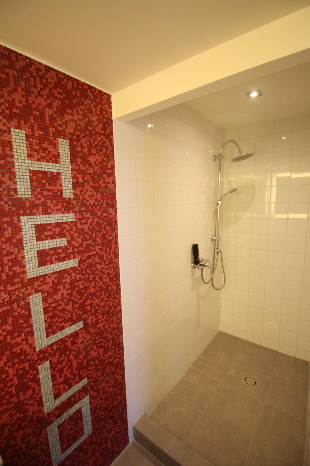 Shower, Terez Central Apartments, Budapesti