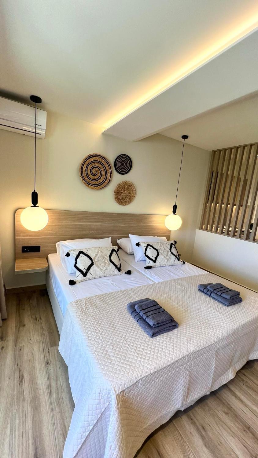 5, Roula Kotsonis Superior Apartments A, Ionian Islands
