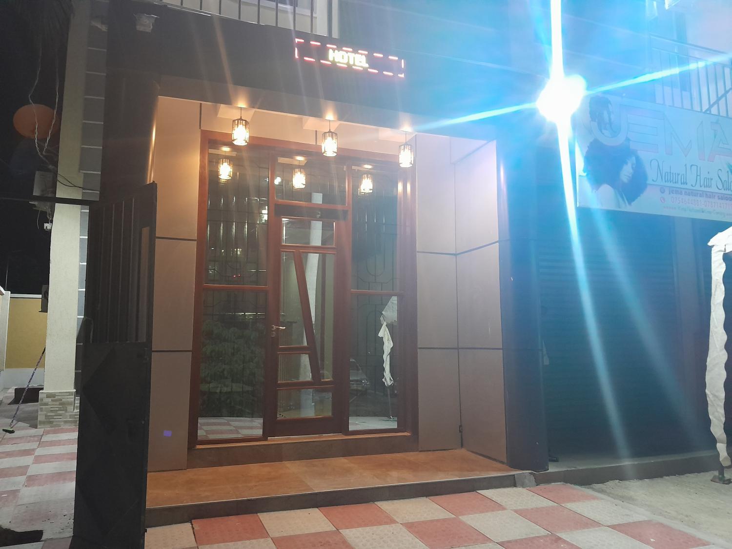 Lobby, New Luguruni Hotel, Kinondoni
