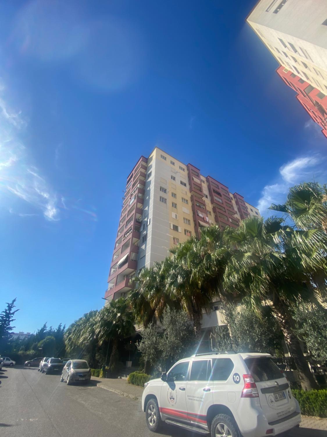3, Enid Apartment - two bedrooms and two bathrooms, Tiranës