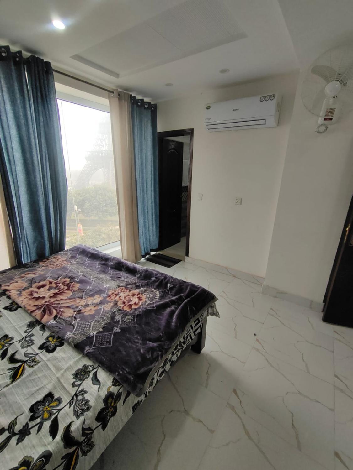 3, CB Hight, Lahore