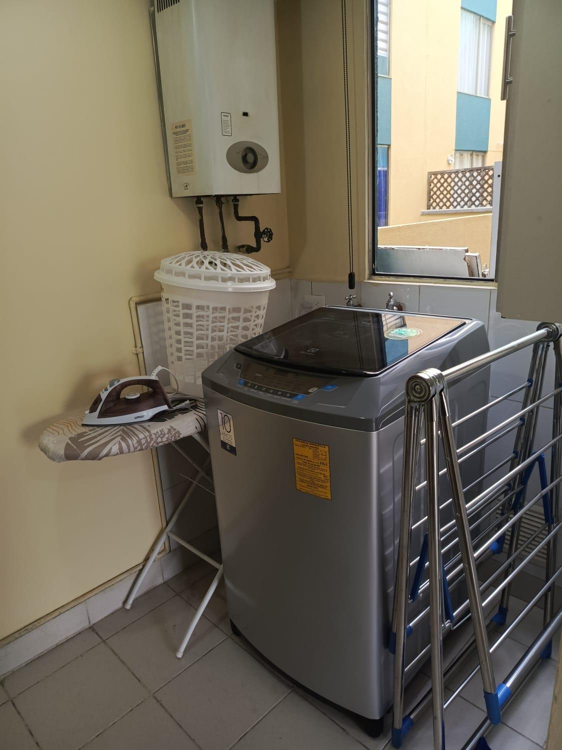 4, Spacious private rooms close to American Embassy, Quito