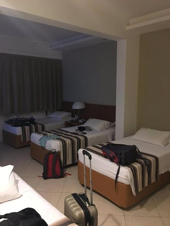 3, Rede Brasil de Hotelaria e Locacao de Locacao de veiculos LTDA, Amélia Rodrigues