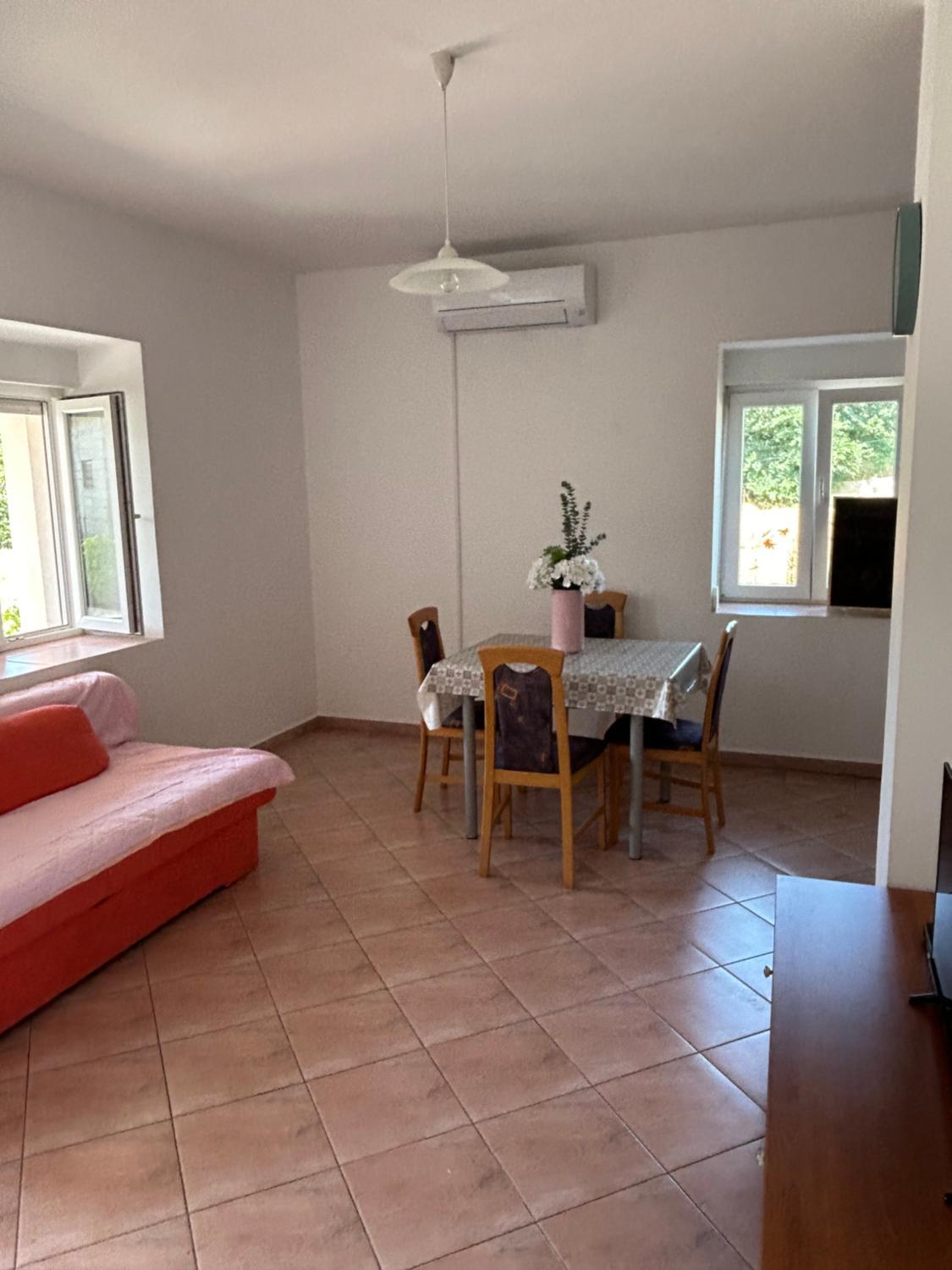 Facilities 3, Apartments Anka Brala, Posedarje
