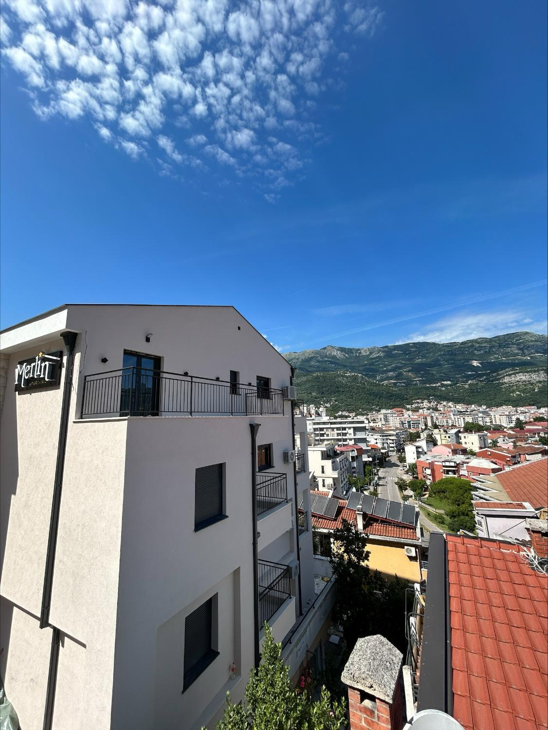 Exterior view 2, Merlin Prestige Apartments