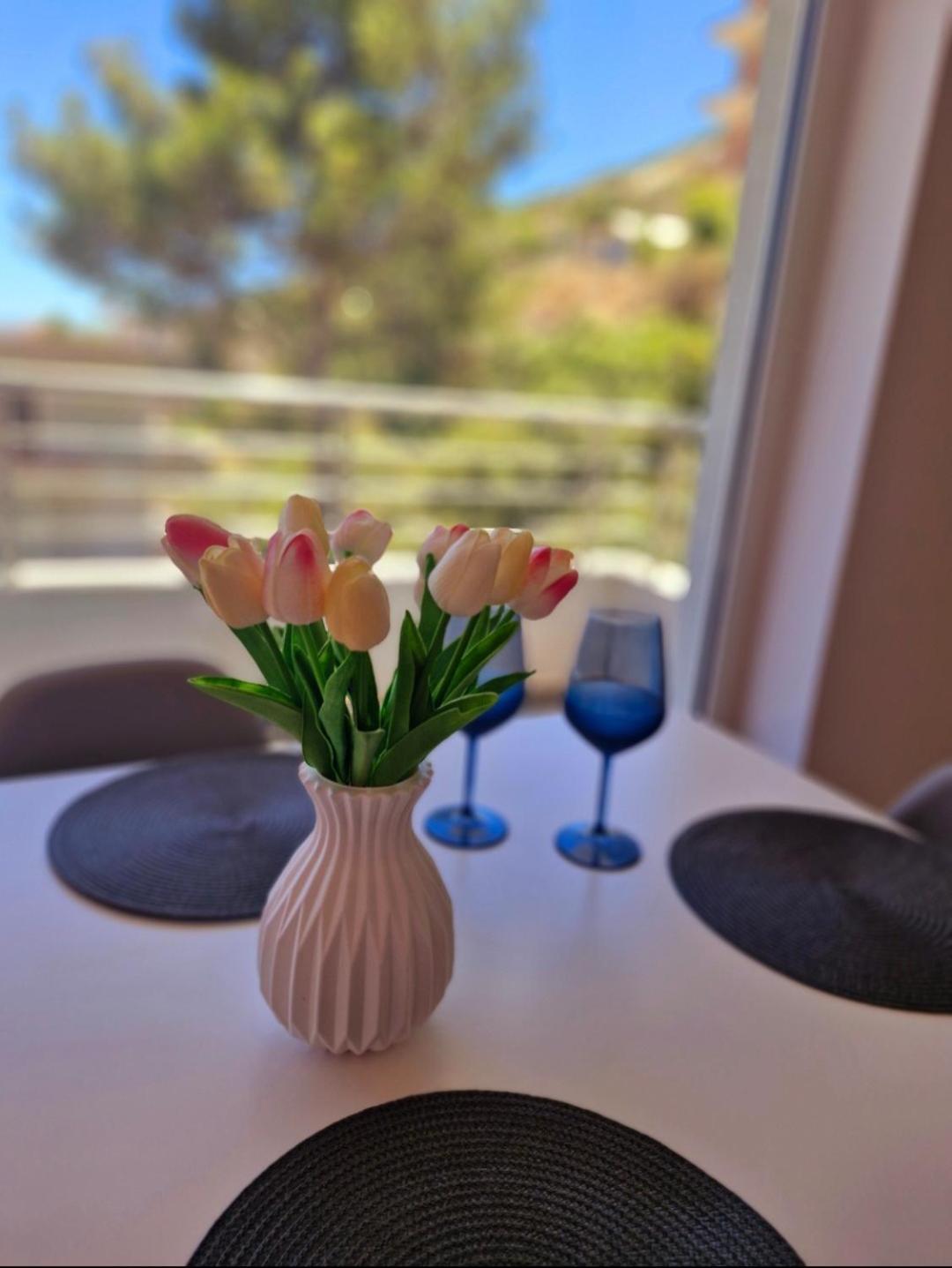 2, Villa Virginia, Sarandës