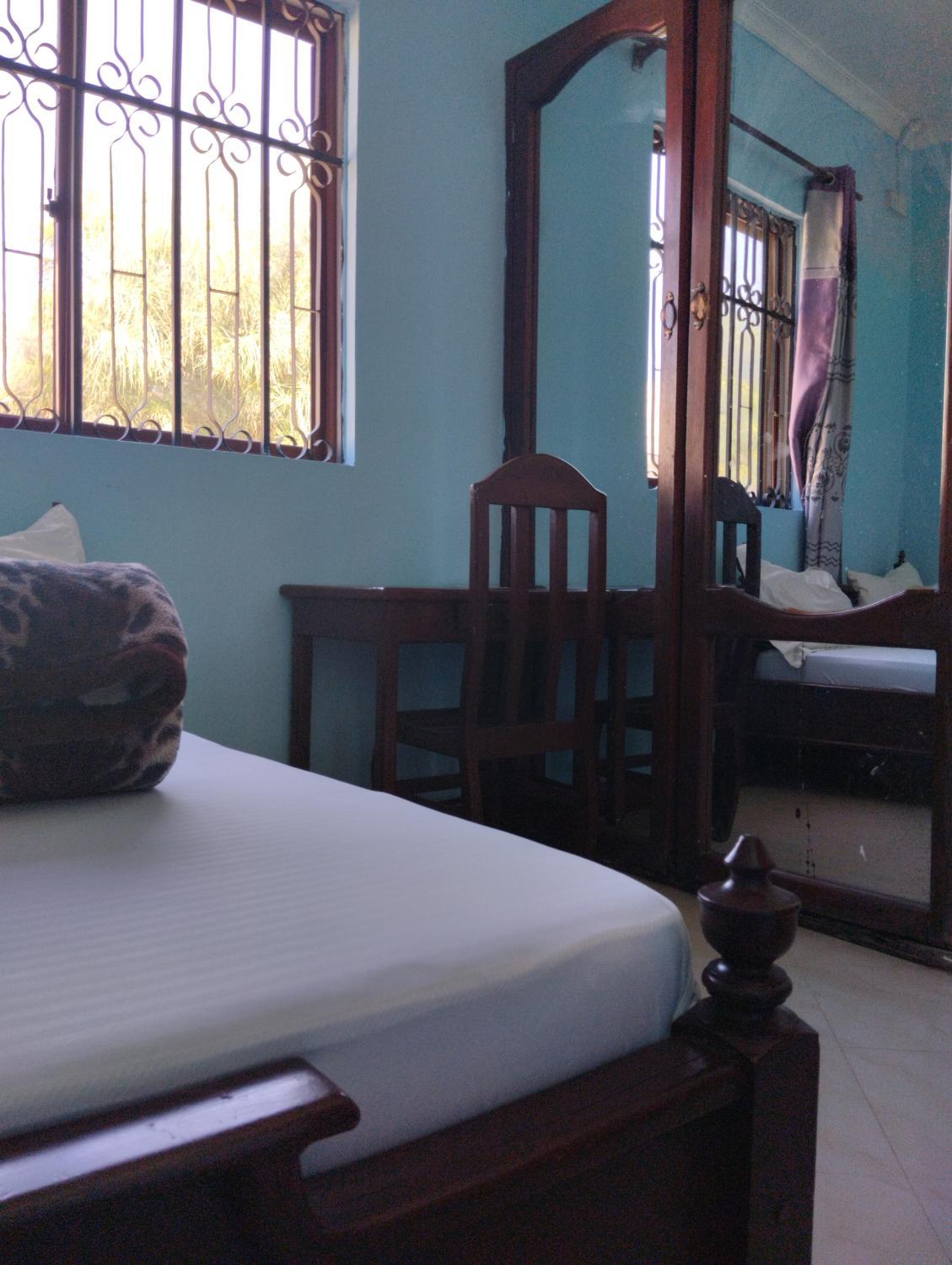 4, Pasinai safari Lodge, Longido