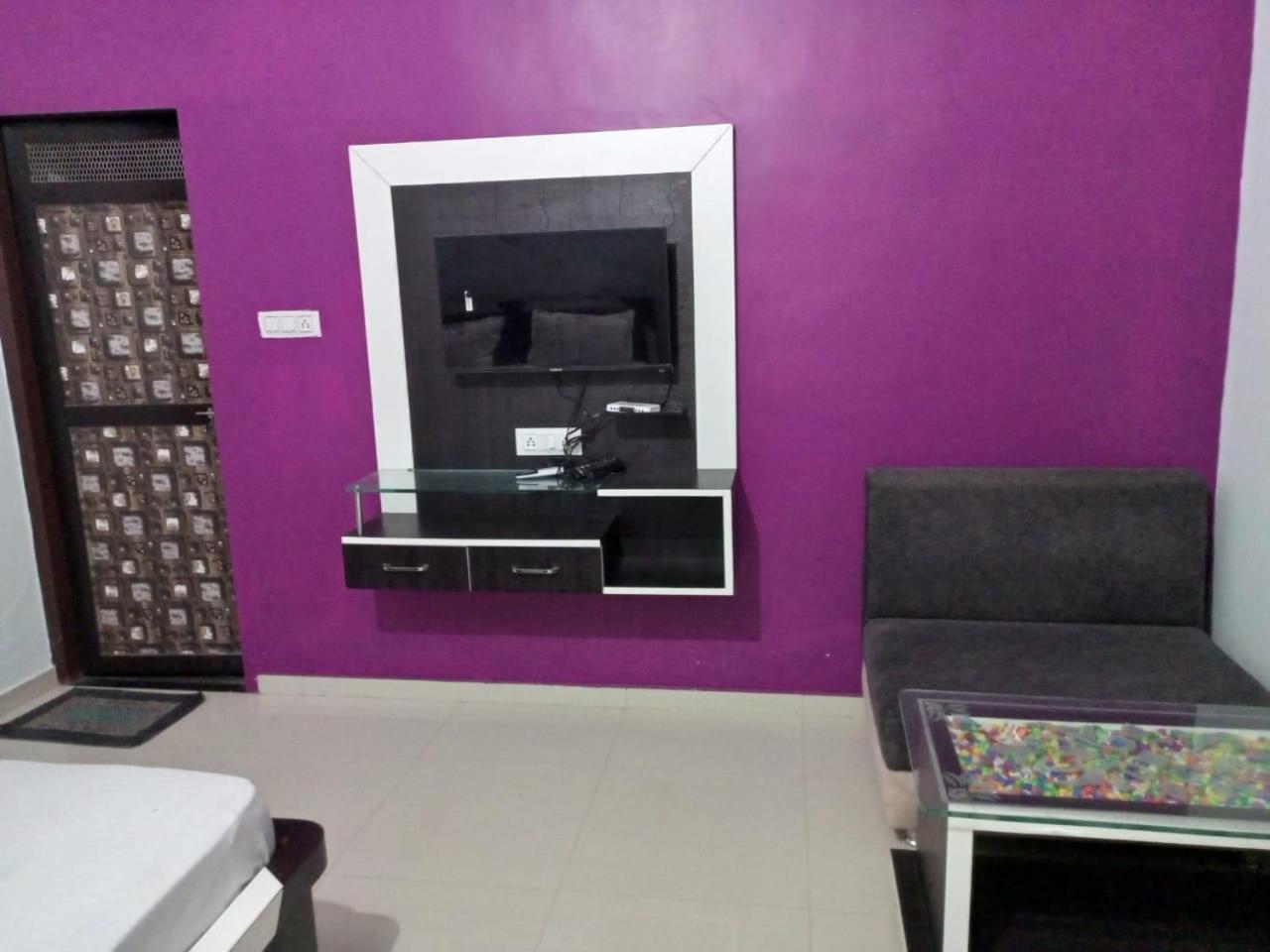 5, Paradise Guest House, Sikar